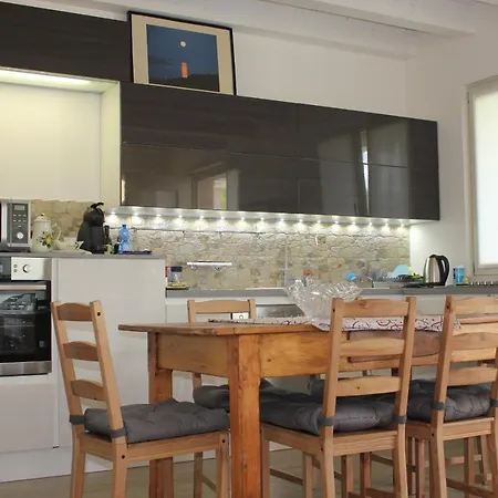 Paradiso Del Garda Belvedere Apartment *